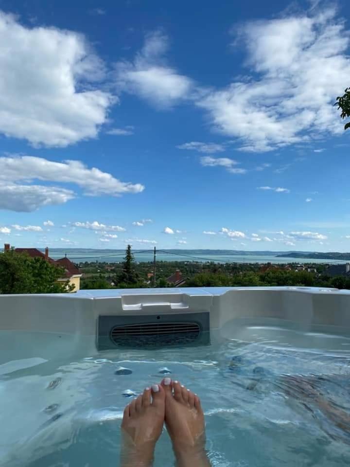 Lakeview Apartments Balatonfuered Kültér fotó