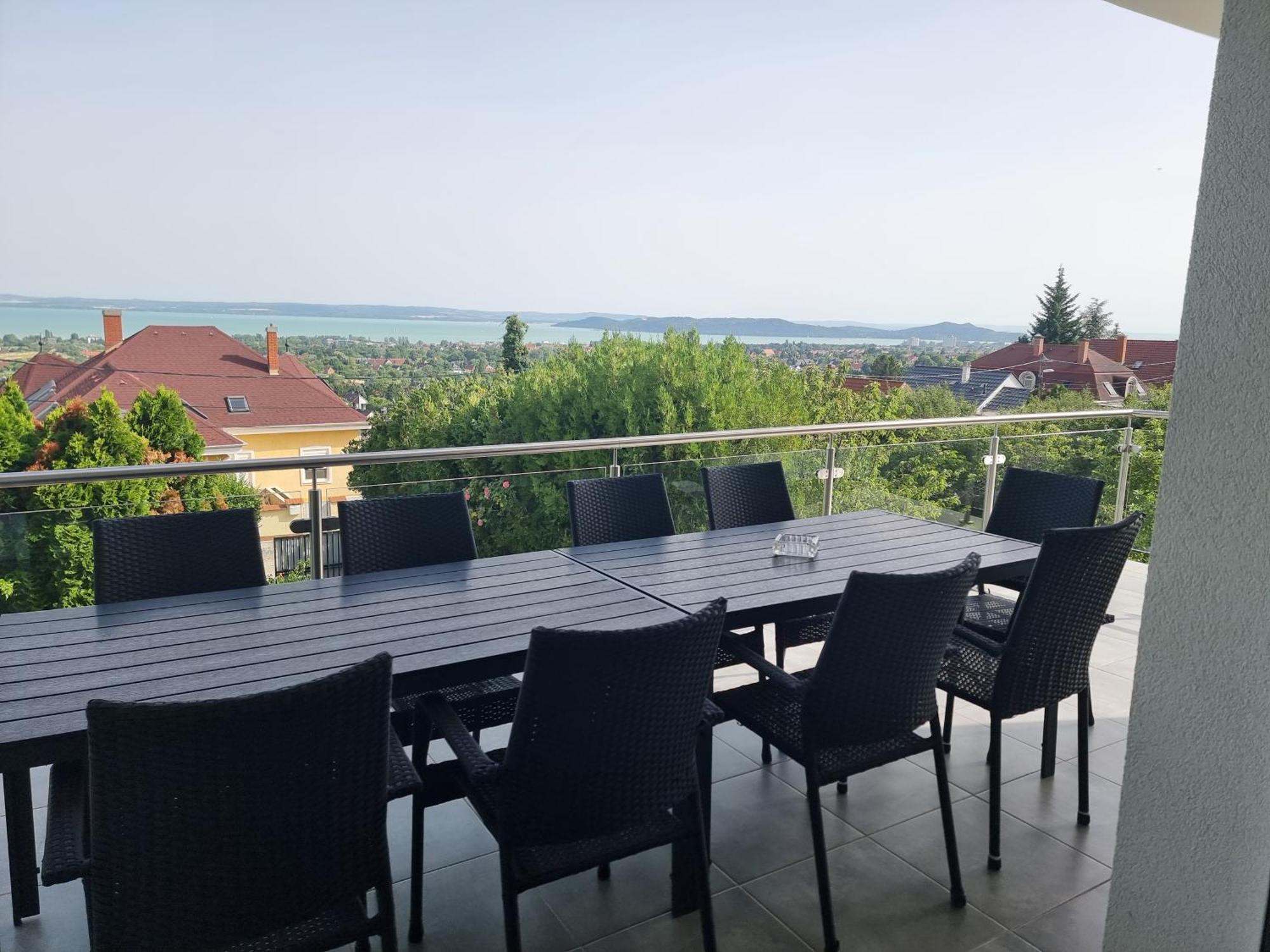 Lakeview Apartments Balatonfuered Kültér fotó